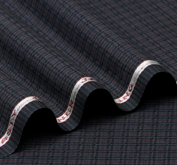Luxurious Jacketing D2